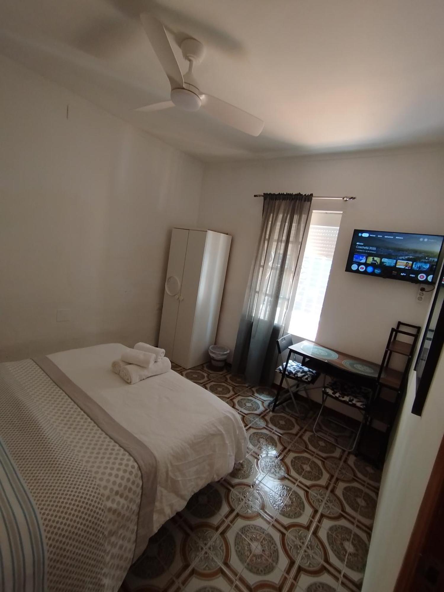 Malaga Center Rooms Екстериор снимка